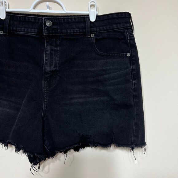 American Eagle High Rise Mom Shorts Distressed 20 Plus Size Women - Picture 2 of 9